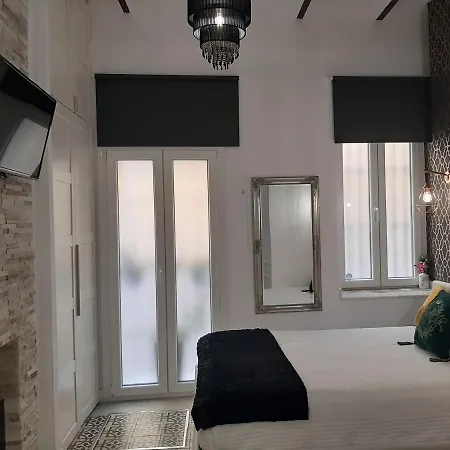 La Suite Del Conde Luxury Suites Siviglia Esterno foto